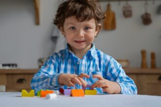 picii din bucuresti vor prepara mini croissante la lego breakfast in aceasta sambata atelierul are loc la cereal crunch 6980c3a56cb01