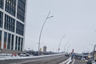 primaria sectorului 1 distribuie gratuit sare si continua deszapezirea strazilor 698081fd645c6