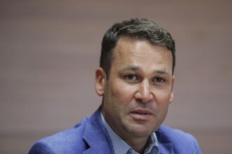 primarul sectorului 3 robert negoita vizat de perchezitii dna ce spune prefectul capitalei 698463c4767d8