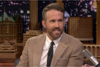 ryan reynolds vine la bucuresti si e prima lui vizita la noi in tara cu ce treburi prin oras 6981e3fc17085