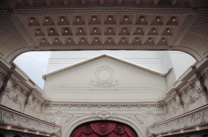 teatrul odeon se alatura campaniei nationale artistii pentru artisti 6998593390e61