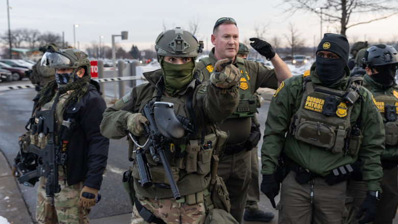 trump retrage 700 de agenti ice din minneapolis dupa ce doi americani au fost ucisi de politia de imigratie 69836a199e6fe