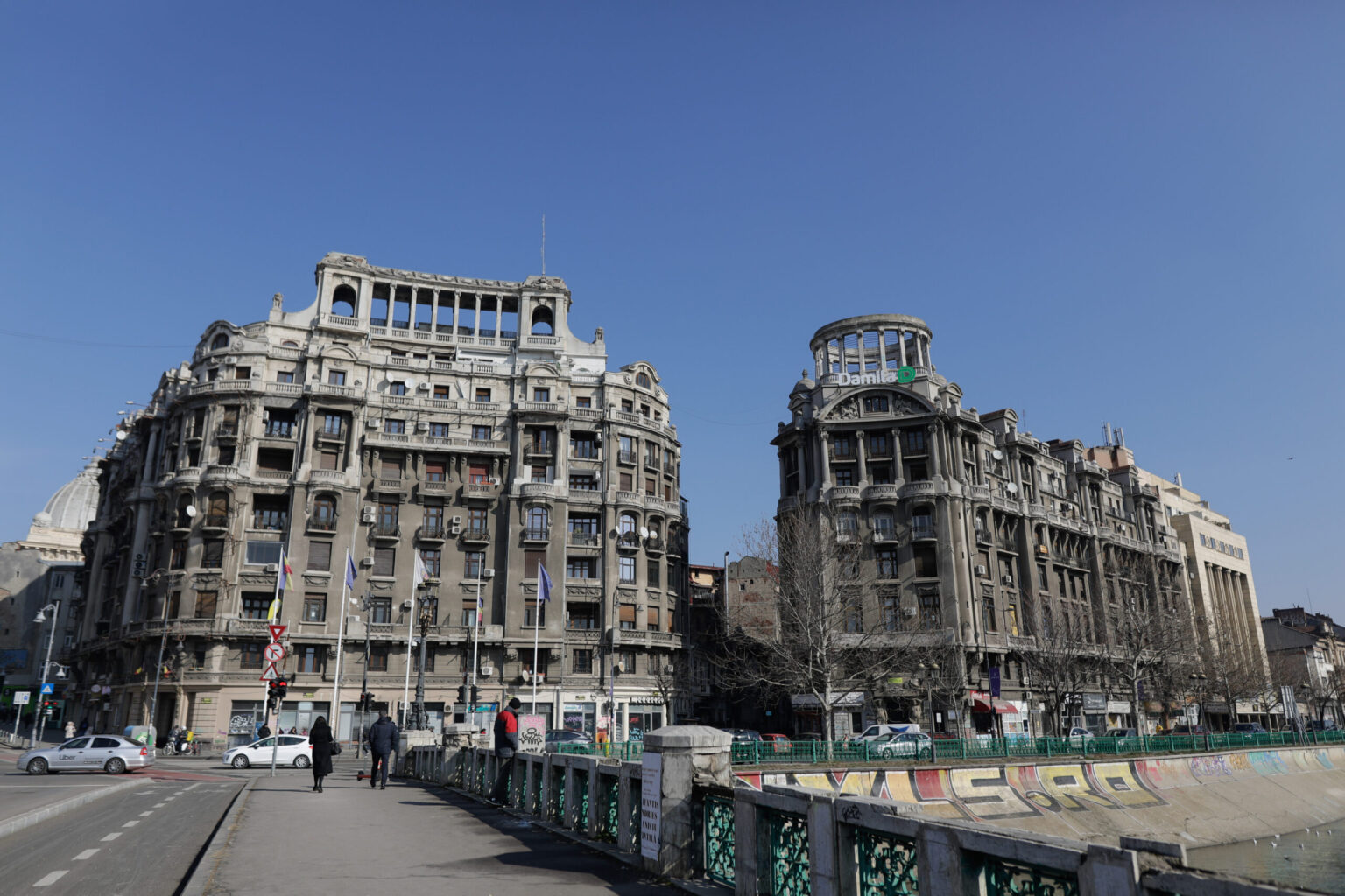 turul ghidat bucurestii si cutremurele e in weekend si e organizat in cadrul saptamanii protectiei civile inscrierile se fac online participarea e gratuita 69a195e0b87c2