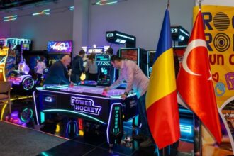 un nou centru de divertisment s a deschis in cosmopolis investitie de circa 1 milion de euro 698f3abc698cb