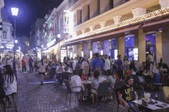 8 martie in bucuresti variante de distractie pentru cei ramasi in pana de idei de la plimbari romantice la targul de mucenici 69ad53c4b1e8f