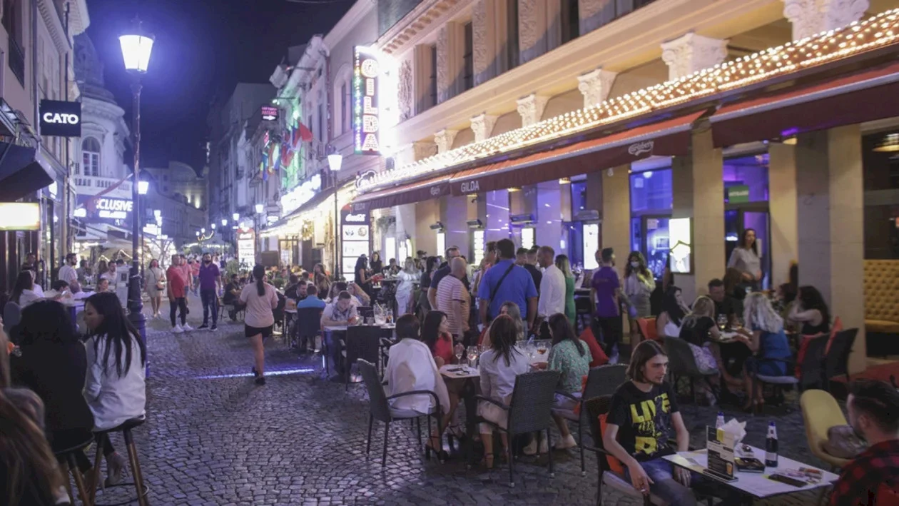 8 martie in bucuresti variante de distractie pentru cei ramasi in pana de idei de la plimbari romantice la targul de mucenici 69ad53c4b1e8f