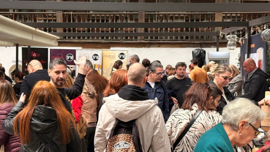 artisan food market in acest weekend la hanu lui manuc producatorii locali aduc in bucuresti branzeturi maturate vinuri premiate si alte bunatati 69c535670e081