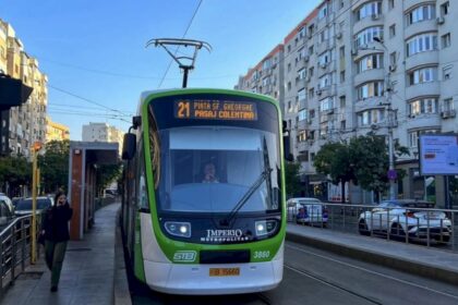 bataie intr un tramvai de pe linia 21 doua persoane au avut nevoie de ingrijiri medicale alte cinci au fost trimise in judecata 69b3ec2a16325