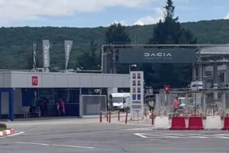 bolojan despre concedierile de la dacia niciun politician n ar avea tupeul sa spuna ca aceste companii nu s au plans de taxe 69b7ab0787d94