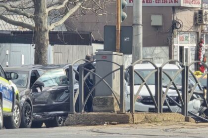 breaking accident in lant si pietoni prinsi in carambol pe soseaua viilor martor trei copii care erau pe refugiul de tramvai raniti usor 69b7fdee19ea2