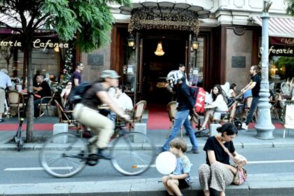 bucuresti de weekendf09f8dabchocolate saga bookisit petexpo povesti de cartier si unde mai iesim in capitala in perioada 13 15 martie 69b2293b4a805