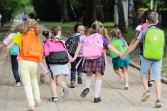 cand incepe vacanta de vara 2026 ce categorii de elevi incheie cursurile mai devreme 69c2256f7127a