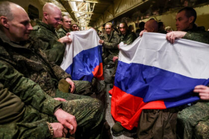 ce condamnari au primit cinci militari ucraineni participanti la ofensiva din kursk dupa ce au cazut prizonieri in rusia 69b566fa06d0c