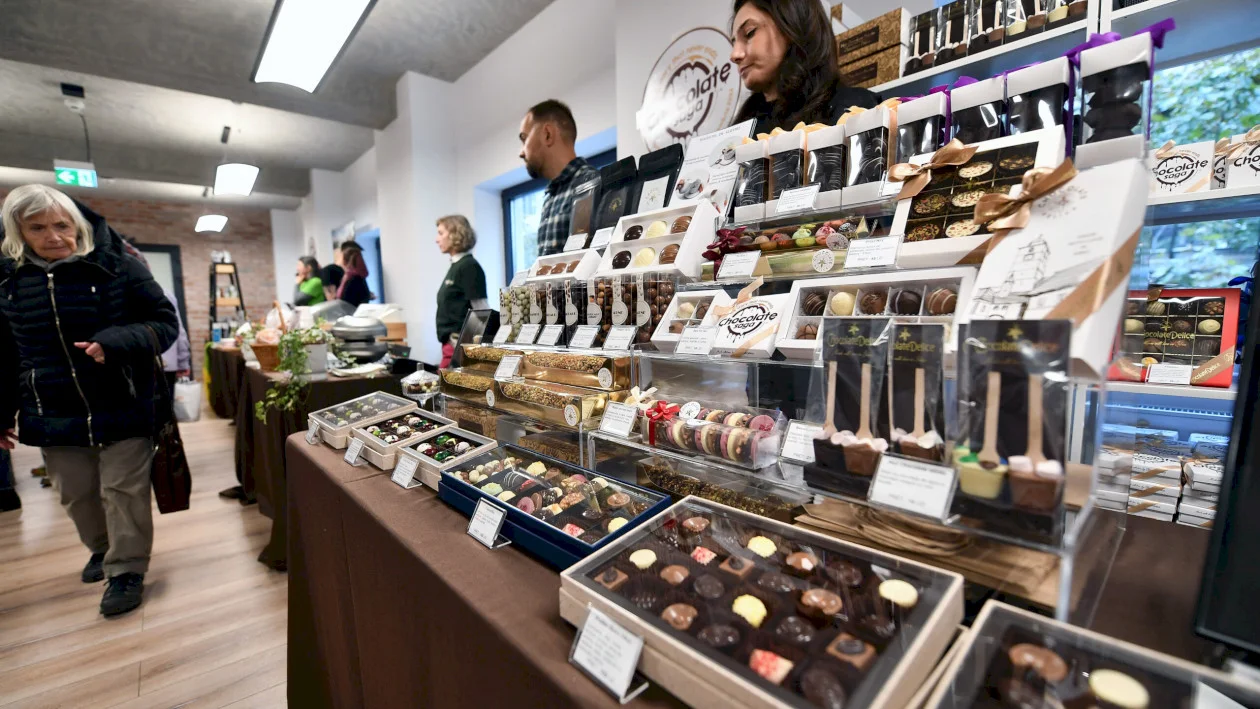 chocolate saga festivalul bucuriei pe care o poti manca e in weekend la biblioteca nationala vor fi ateliere degustari sculpturi si alte delicii 69b167dbc4076