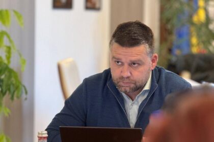 ciucu promite ordine si disciplina in institutiile si firmele primariei administrativ pmb este un ghiveci urmeaza reorganizari comasari si desfiintari 69b1a35b8649b