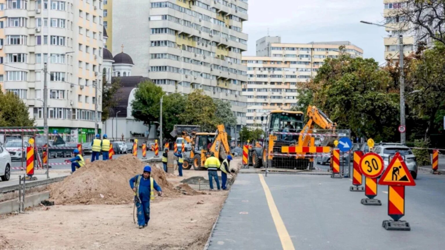 incep lucrarile la sina de tramvai de pe bd dimitrie pompeiu sos petricani bd lacul tei lizeanu aproape 6 kilometri vor fi modernizati 69b6cae92389e