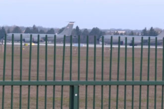 ministrul apararii avioanele militare americane sosite in romania nu au voie sa plece cu incarcatura exploziva 69c26bbcee146