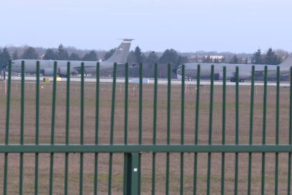 ministrul apararii avioanele militare americane sosite in romania nu au voie sa plece cu incarcatura exploziva 69c26bbcee146