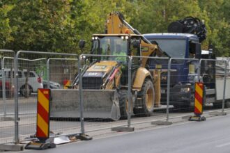 pe alte doua loturi de sine de tramvai vor incepe lucrari de modernizare anul acesta pe bulevardul duca si la gara de est 69c11c530f146