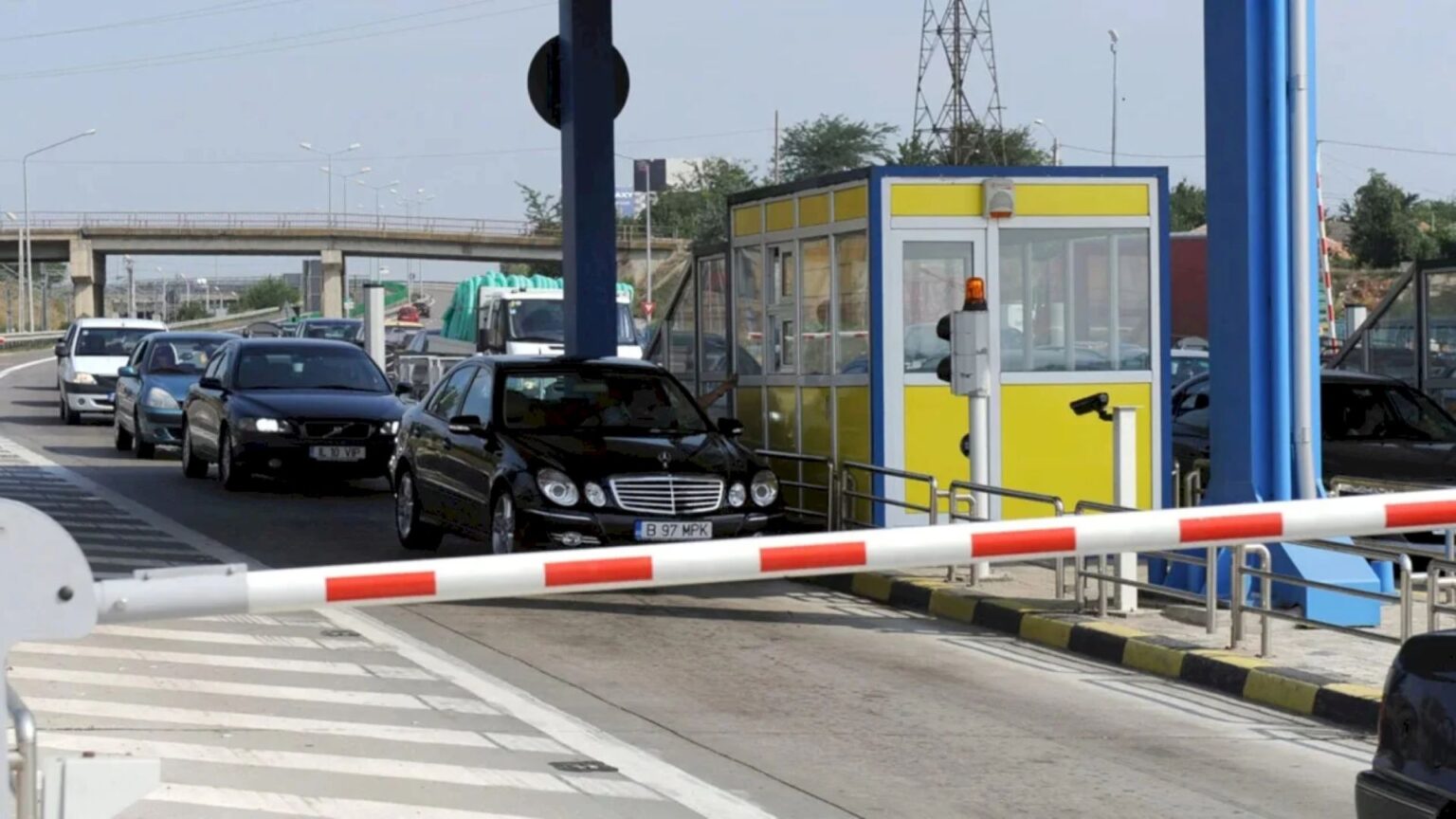 restrictii de circulatie vineri pe a2 autostrada soarelui pe sensul bucuresti constanta se inchide banda cash de la trecerea podului de la fetesti 69b176de7f9db