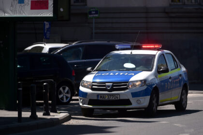 un caine ar fi fost calcat intentionat cu masina intr o localitate din ilfov politia a deschis dosar penal si cauta agresorul 69baa1fb170fc