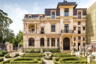 una dintre cele mai frumoase cladiri de pe calea victoriei poate fi vizitata in weekend avem tur ghidat la palatul ghica victoria 69b978b1a1403