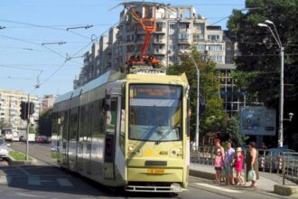 update tramvaiele 1 10 72 si 76 sunt blocate pe soseaua oltenitei la piata sudului stb anunta incident tehnic si masuri de deviere 69b8444114eb8