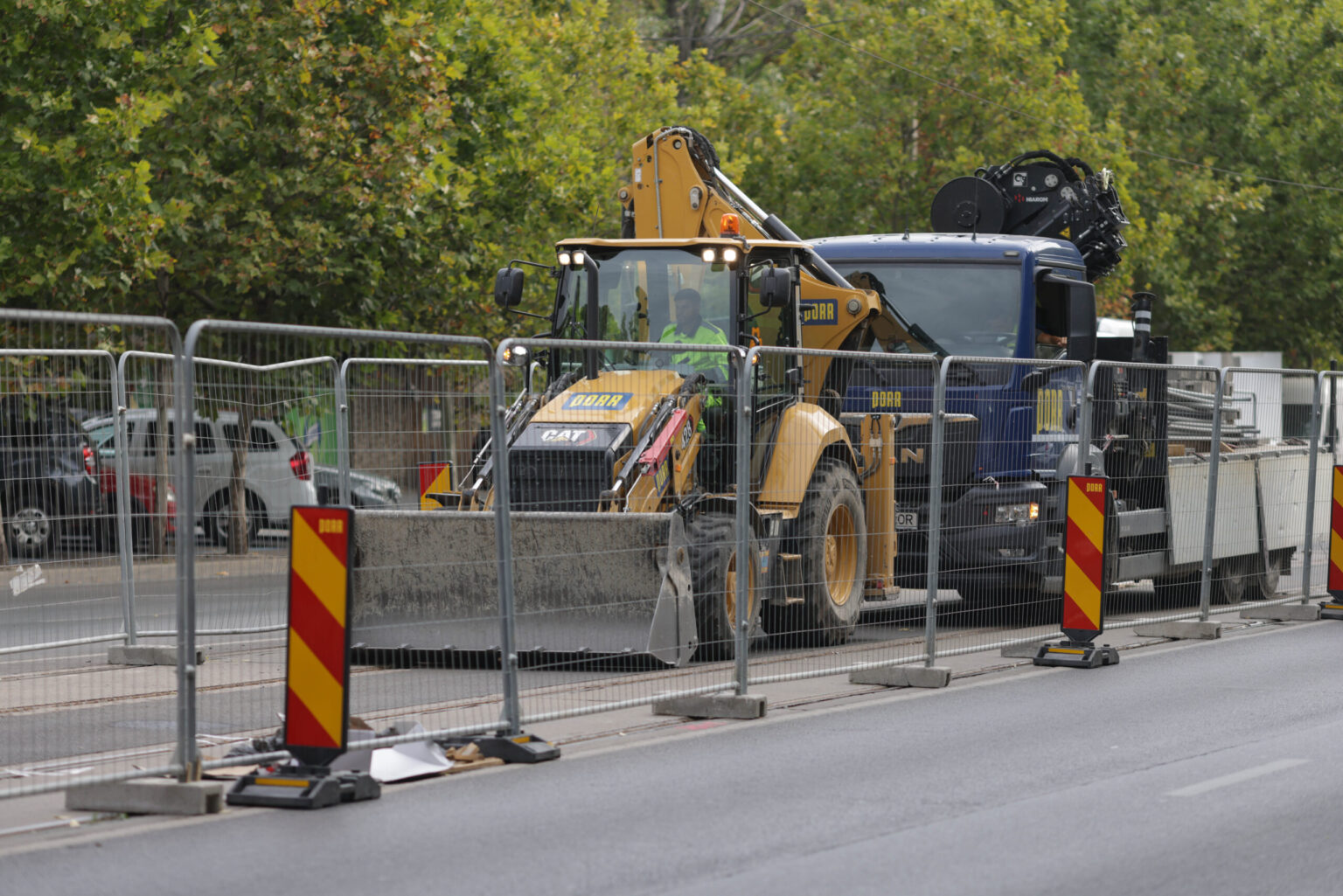 video descoperirile de pe bd basarabia care intarzie enorm schimbarea sinelor de tramvai lipsa unei harti a subteranelor bucurestiului si efectele ei 69bbc94682984