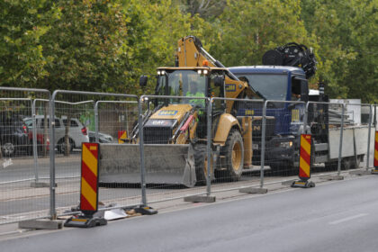 video descoperirile de pe bd basarabia care intarzie enorm schimbarea sinelor de tramvai lipsa unei harti a subteranelor bucurestiului si efectele ei 69bbc94682984