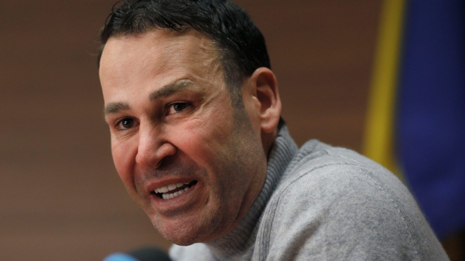 video negoita prima reactie privind proprietatile parintilor lui din civitavecchia parintii mei si fratele meu sunt niste oameni foarte corecti ca si mine 69b3c1e8b55a1