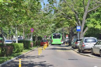 video noi stbenzi in bucuresti in zona academiei militare doar soferii de autobuze si troleibuze pot circula pe aici restul risca amenzi 69b271a0acf69