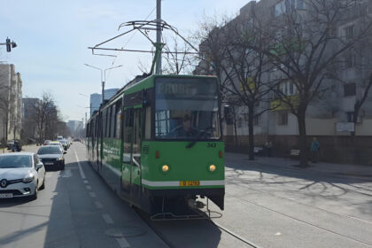 video premiera care prevesteste disparitia liniei 5 un imperio ajunge la terminalul pantelimon tramvaiul corporatistilor reintra pe sine cu alt nume si alt traseu 69abfacb9e779