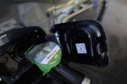 video pretul carburantilor ramane neschimbat fiscal nicusor dan exclude interventia statului asupra accizelor nici in minus nu putem 69aa7170e62d5