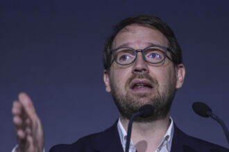 dominic fritz nu ma tem de alegeri anticipate e singurul mod in care putem schimba matematica in parlament 69ec67083366b