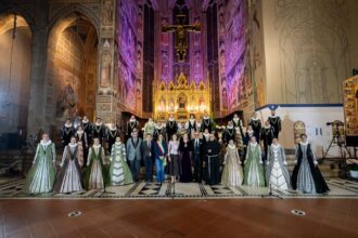 foto corul madrigal se intoarce acasa la bucuresti dupa turneul din italia 2 000 de oameni s au bucurat de spectacolele din pompei florenta si bologna 69ef73749a8ac
