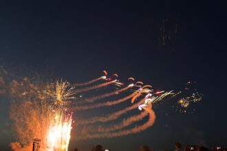 foto f09faa82 acrobatii de la flying dragons team revin la bias 2026 pe aeroportul baneasa spectaculosul show aviatic are loc la finalul verii 69df6cbca9a45