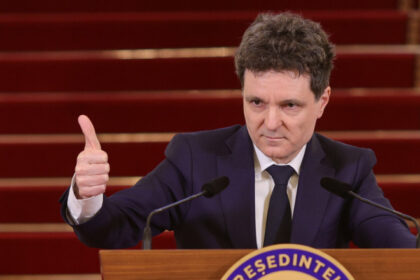 nicusor dan a semnat demisiile ministrilor psd si a numit interimari luni cheama partidele pro europene la discutii despre pnrr safe 69ec638583b63
