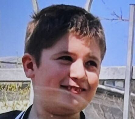 ro alert de disparitie copil in bucuresti mircea are 11 ani si e de negasit cine il vede sa sune la 112 69eba08b7e860