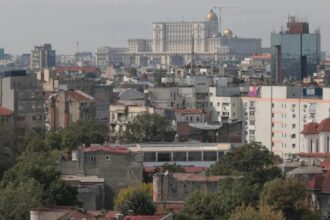 termo probleme majore sunt din nou in bucuresti aproape 1 400 de blocuri din oras n au apa calda majoritatea din cauza unei avarii in circuitul primar 69cd2d62d9ae5