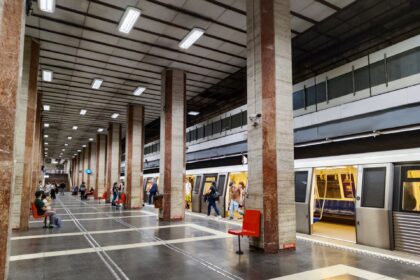 urgenta medicala la metrou in piata unirii 1 spre eroilor circulatia trenurilor data peste cap anuntul metrorex 69ce825b1910d