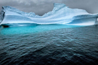apele calde din adancurile oceanelor risca sa topeasca gheata de sub antarctica arata masuratori facute in ultimele decenii 69f6e16851c0a
