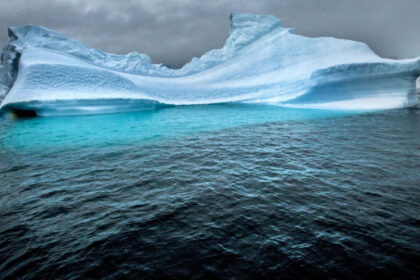 apele calde din adancurile oceanelor risca sa topeasca gheata de sub antarctica arata masuratori facute in ultimele decenii 69f6e16851c0a