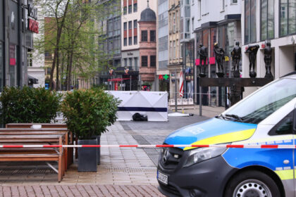 atacul cu masina in leipzig barbatul acuzat ca a ucis doi oameni si ranit alte sase persoane trimis la un spital psihiatric 69fac7e0ca95c