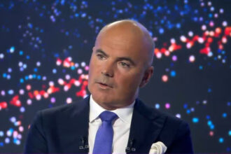 bolojan ciuca citu pe toti psd i a imbratisat si i a adormit ce crede rares bogdan in legatura cu scindarea pnl 6a00e0d202c6e
