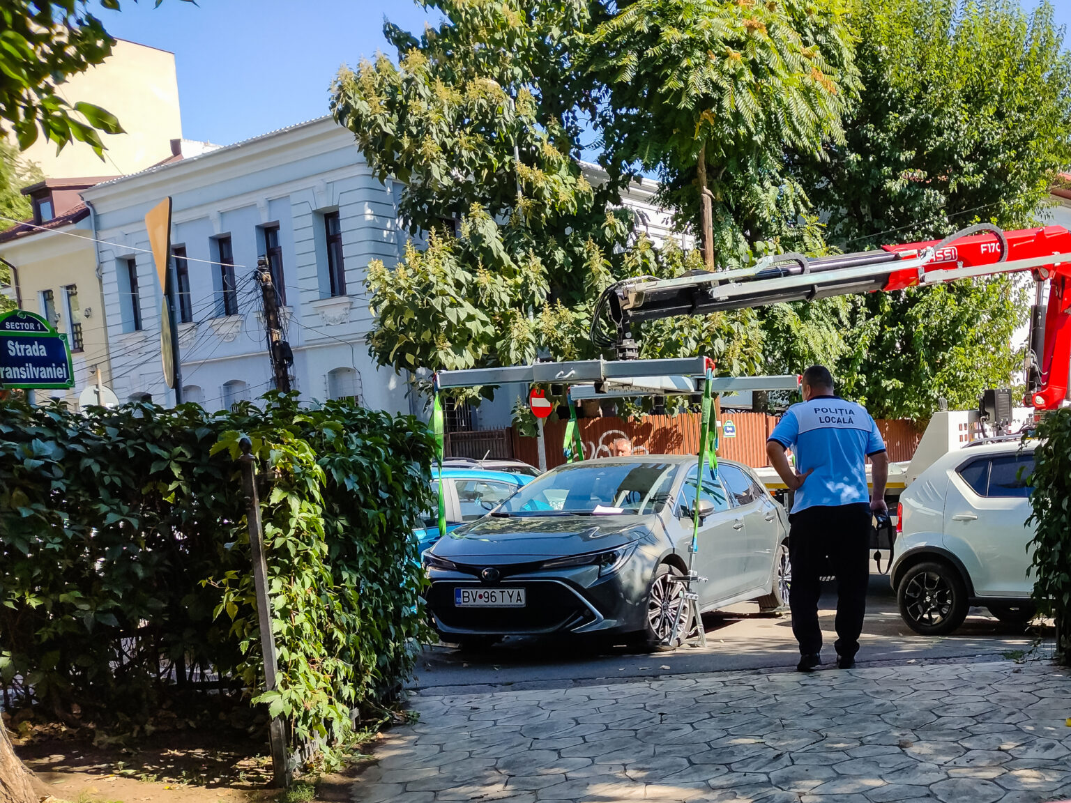 bucurestiul unde parcarea doar 5 minute ar putea costa 1 000 de lei pmb vrea sa dubleze tarifele pentru ridicarea masinilor 6a0820c025a74