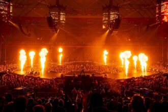foto ultimele pregatiri pentru concertul metallica de la bucuresti de pe arena nationala care sunt programul regulile de acces si cu ce obiecte nu poti intra 6a017dca8bff7