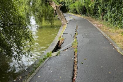 incepe renovarea parcului herastau dupa 9 ani de hartii 4 primari si 3 cifre diferite pentru acelasi contract lacul se goleste in 3 saptamani 6a0709dbed75e