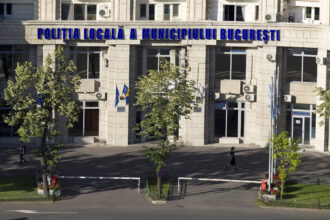 politia locala a municipiului bucuresti se reorganizeaza 130 de angajati vor fi dati afara inclusiv din conducere proiectul va fi votat in cgmb saptamana viitoare 69f44d632b2de