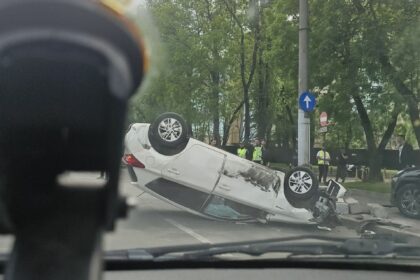 update unul dintre soferii implicati in accidentul din zona leu cu masina rasturnata fusese parte din alt eveniment rutier cu doar cateva momente inainte 69f897776c93e