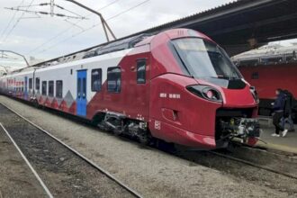 video de ce pleaca trenurile alstom cu intarzieri uriase din gara nord explicatia pro infrastructura care a analizat mii de curse 6a0aecaaa6e2f